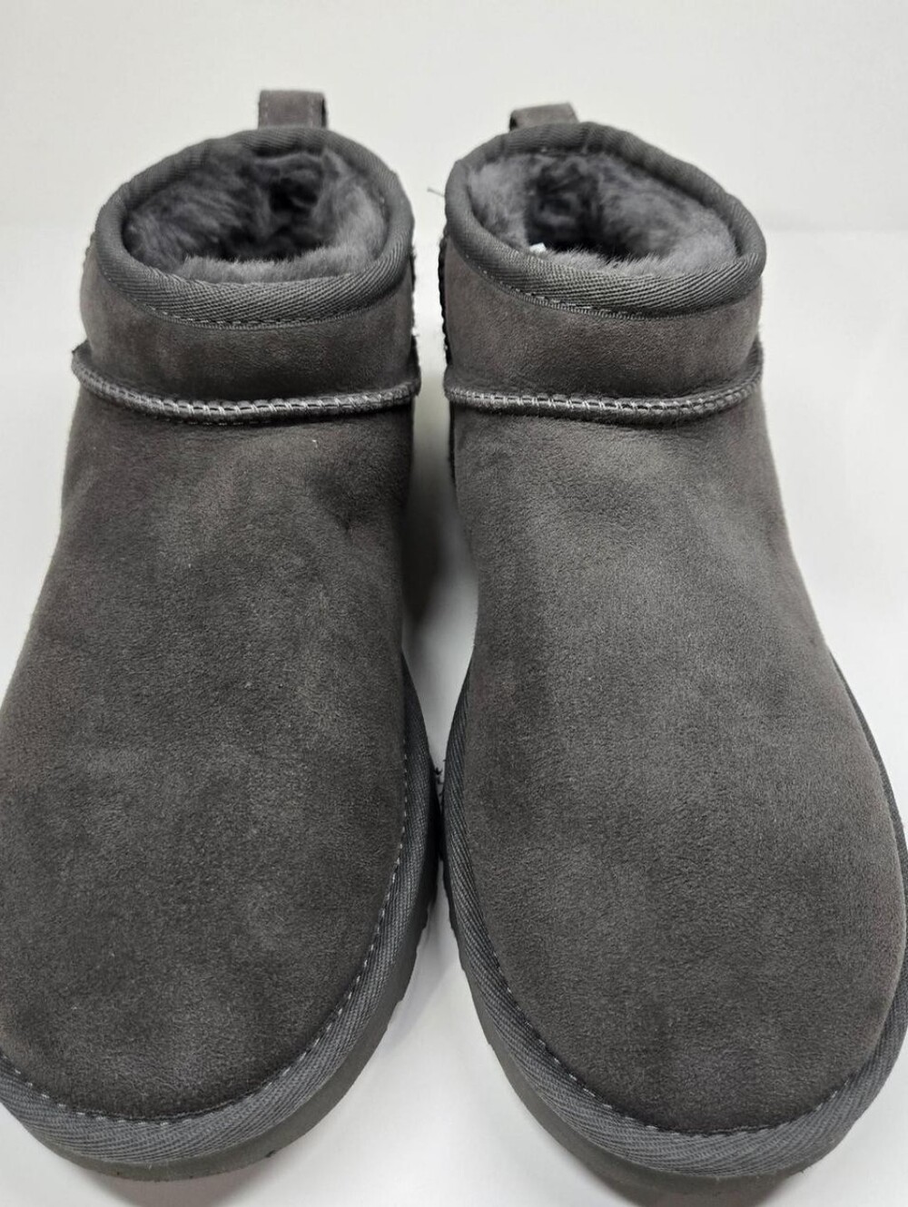 UGG Classic Ultra Mini 9